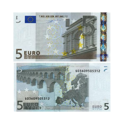 5 Euro Bills